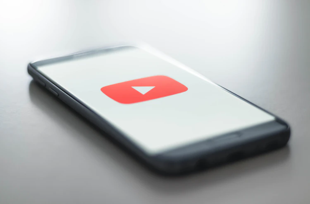 10 Tips for Starting Your YouTube Channel - Phone App