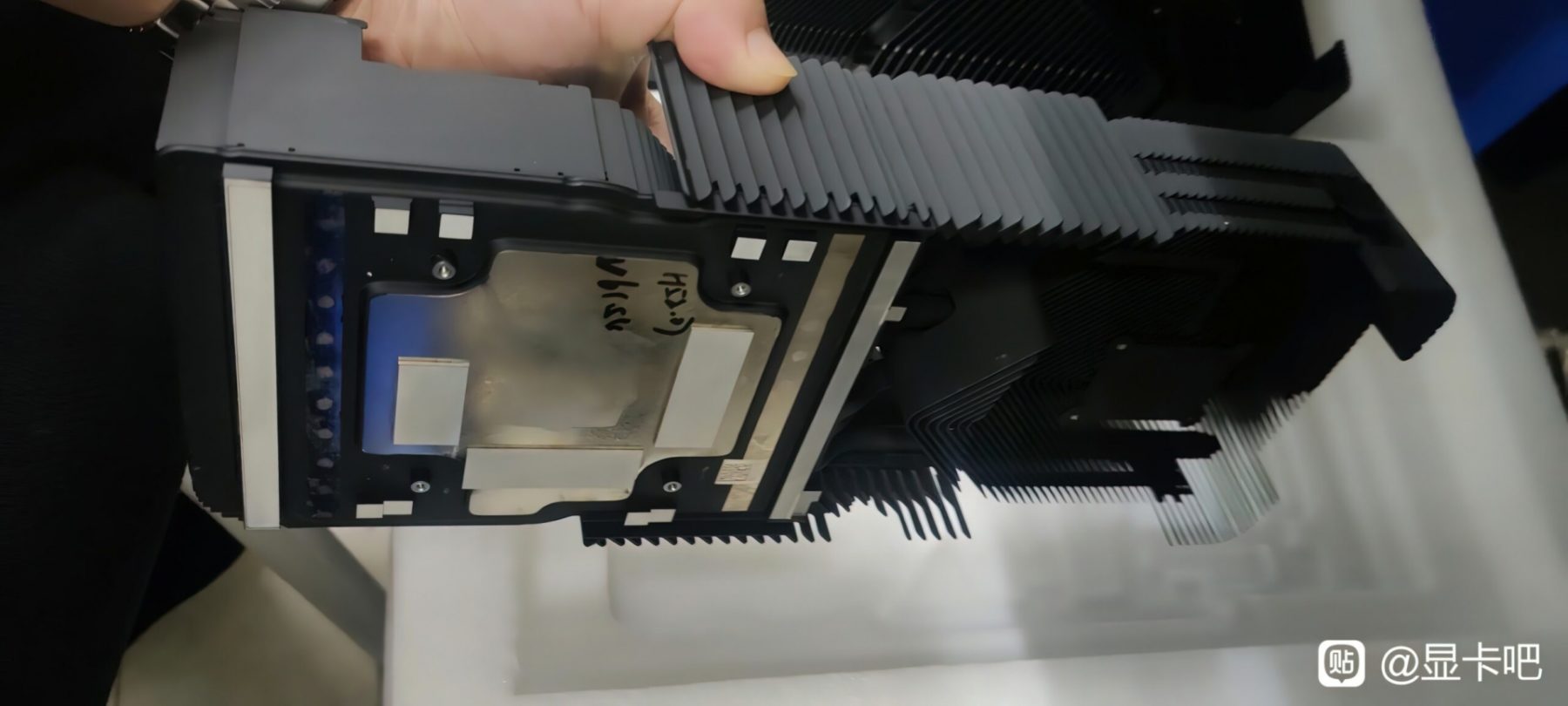 NVIDIA RTX 40-Series Founder Edition Cooler Photos Surface Online - returnal